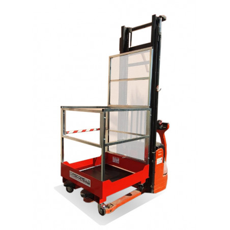 Personnel basket for electric pallet trucks, with a capacity of 300 kg.